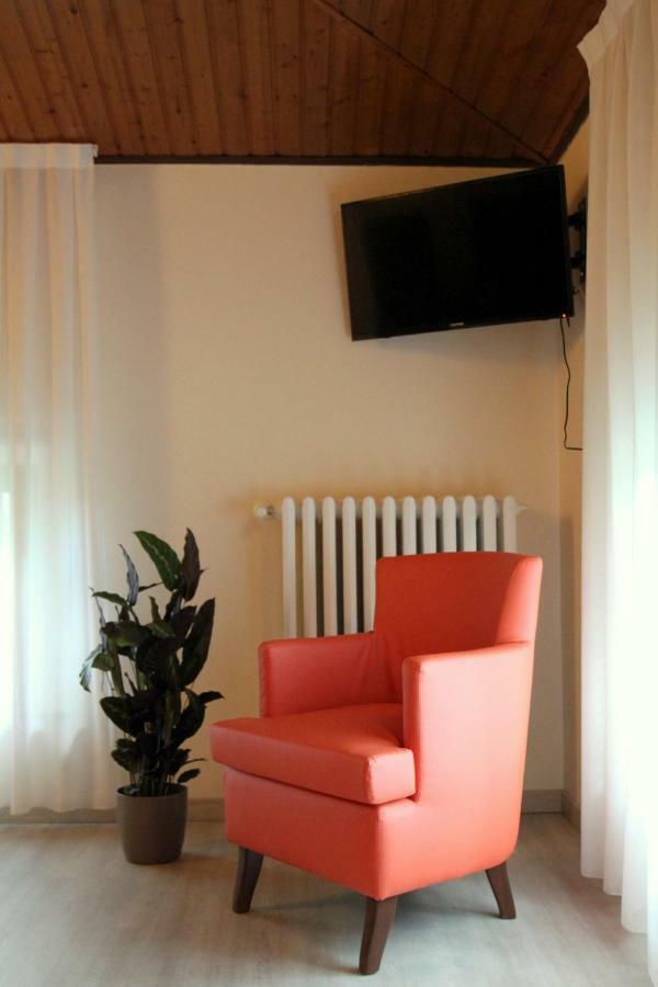 Hotel Villa Azzurra Bologna Bagian luar foto